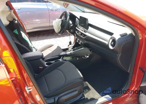 2023 Kia Forte Lxs z USA, uszkodzony, nr VIN 3KPF24AD6PE507130